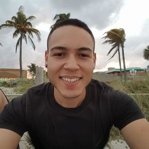 Meet your Posher, Jean